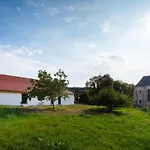 Kutnohorska Vyhlidka Chalet