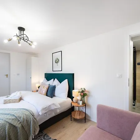 Kutnohorska Vyhlidka *